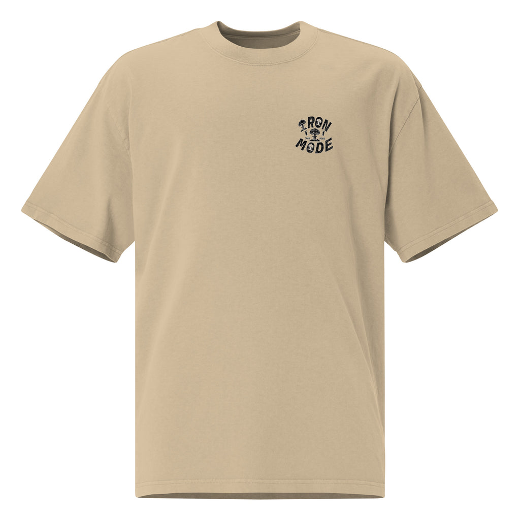 DROP BOMBS IN THE GYM Oversized Tee